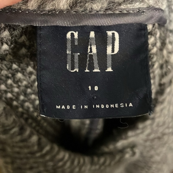 GAP sweater jacket with pockets stadium coat size 10 - Picture 8 of 10
